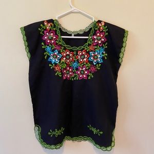 Mexican Embroidered Huipil women’s top in size 32